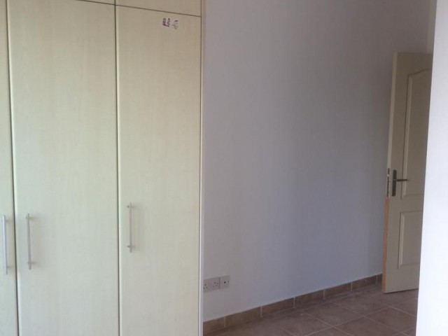 GİRNE MERKEZ DE SATILIK 2+1 DAİRE