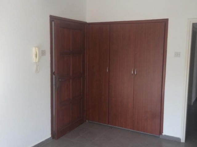 Flat To Rent in Girne Merkez, Kyrenia