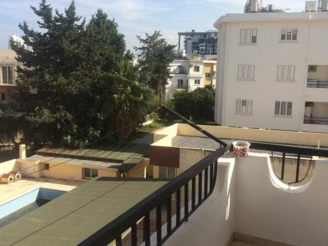 Flat To Rent in Girne Merkez, Kyrenia