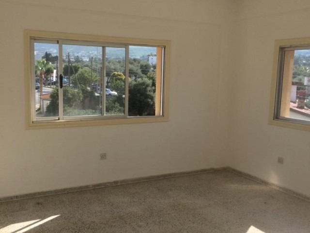 Flat To Rent in Girne Merkez, Kyrenia