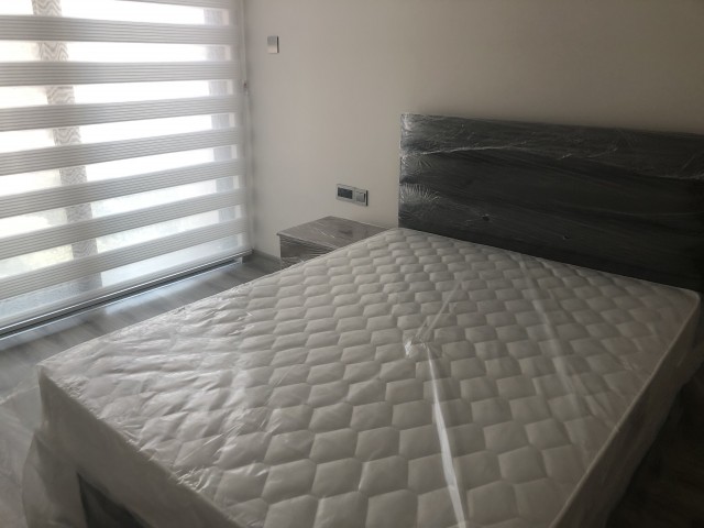 Girne merkezde lüx residance da kiralık 2+1 daire 