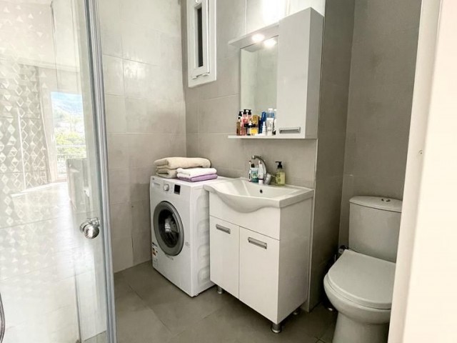 Girne'de Denize Yakın, Günlük İhtiyaçlara Uygun Satılık Penthouse 