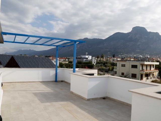 1 Bedroom Penthouse Of 105m² In Karsiyaka