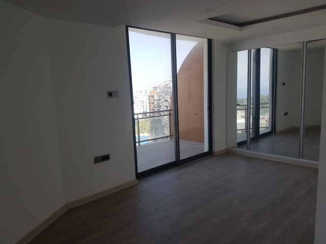 Girne Merkez'de KİRALIK LÜKS 3+1 Doubleks Penthouse!!!