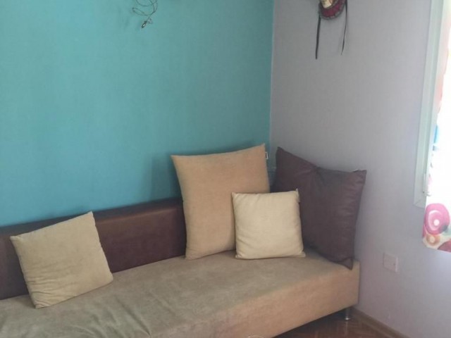 Apartment FOR SALE in Kyrenia Merkzde 3+1 Turkish Kochanli ** 