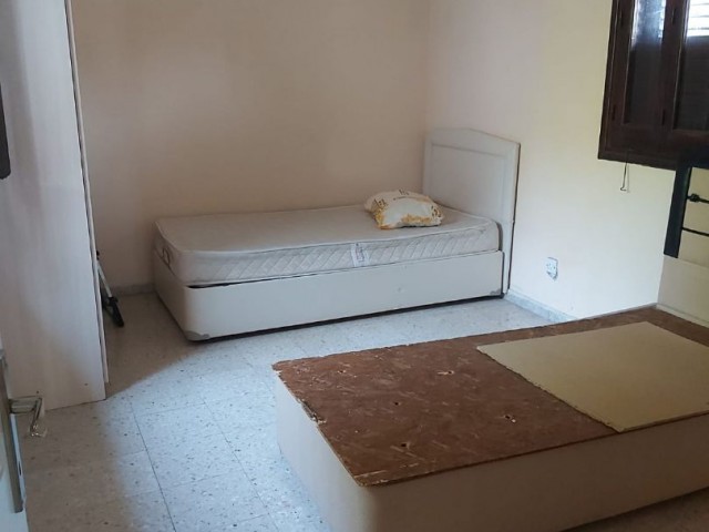 2+1 Detached House FOR SALE in Kyrenia Çatalkoy ** 