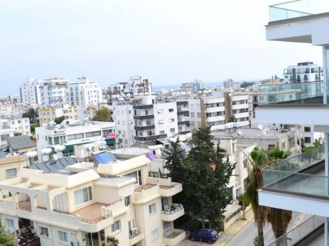 Girne merkez ( GLORIYA arkası) 2+1 daire, 90 m2