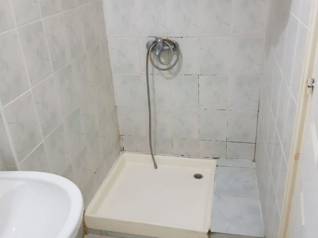 Girne Alsancak 3+1 daire HAUZLU siti. KOÇAN HAZIR