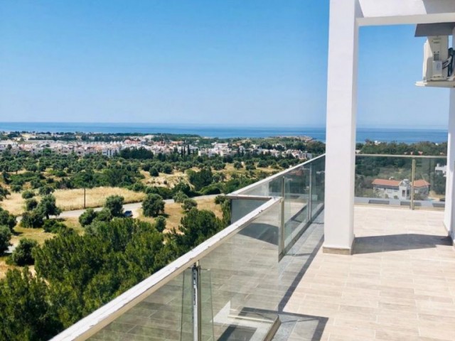 Girne merkez SATILIK YENİ LÜKS DUBLEKS 3+1 PENTHOUSE. MASRAFSIZ. KDV yok (NUSMAR bölgesi)