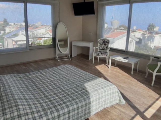 Girne Ozanköy 4+1 villa