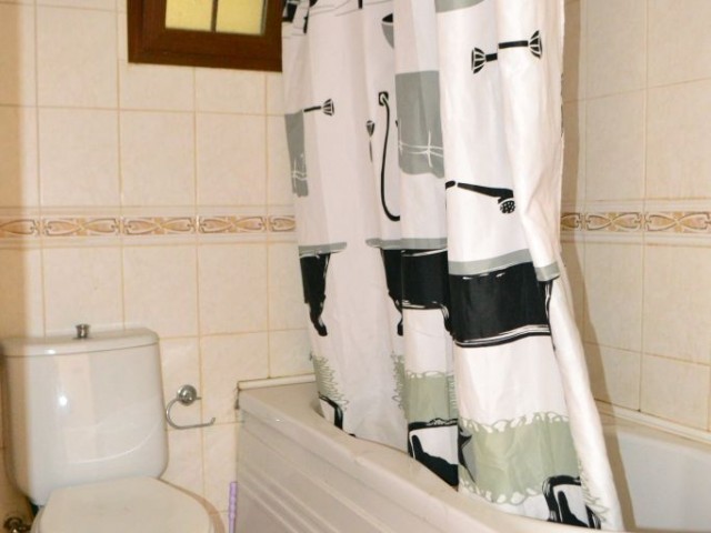 Flat To Rent in Girne Merkez, Kyrenia