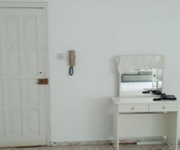 Flat For Sale in Girne Merkez, Kyrenia