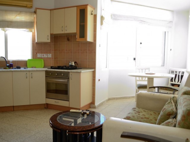 Flat To Rent in Girne Merkez, Kyrenia