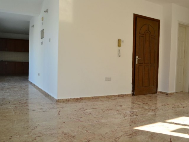 Penthouse To Rent in Girne Merkez, Kyrenia