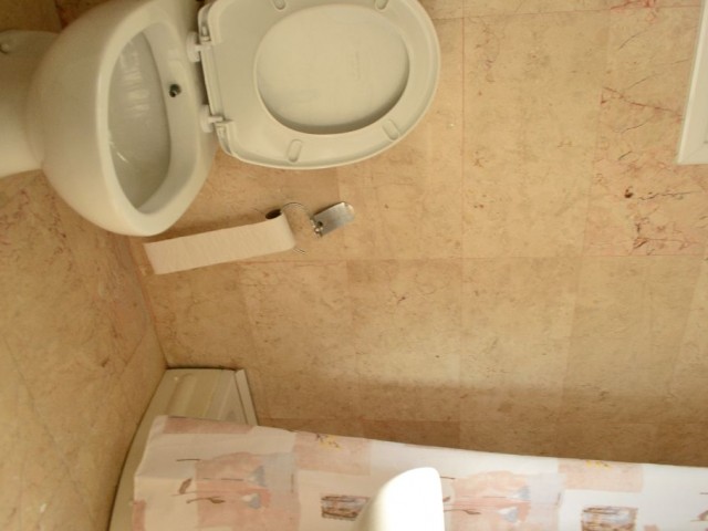 Girne merkezde (Şokmar/ Nusmar) KIRALIK 3+1 penthouse