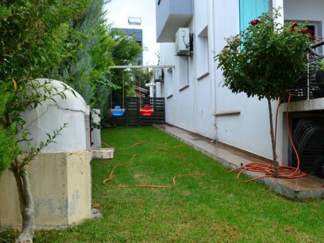 Semi Detached To Rent in Karaoğlanoğlu, Kyrenia