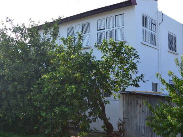 Detached House To Rent in Karaoğlanoğlu, Kyrenia