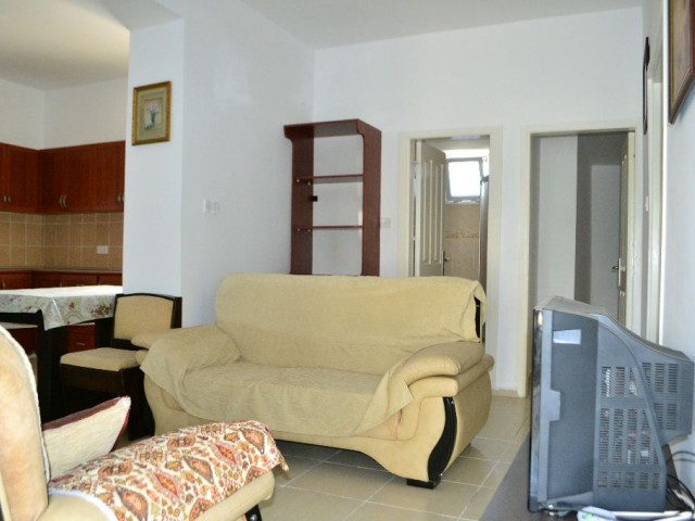 Flat To Rent in Karaoğlanoğlu, Kyrenia