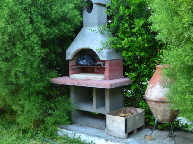 خانه مستقل برای اجاره in Karaoğlanoğlu, گیرنه