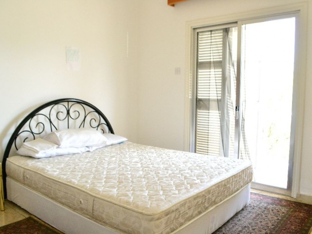 Detached House To Rent in Karaoğlanoğlu, Kyrenia