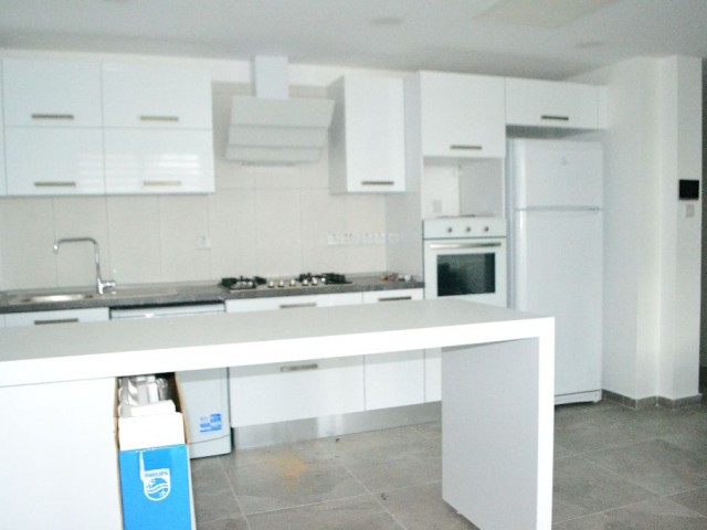 Flat To Rent in Girne Merkez, Kyrenia