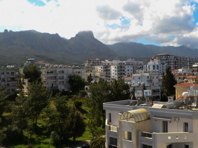 Girne merkezde 2+1 Penthouse