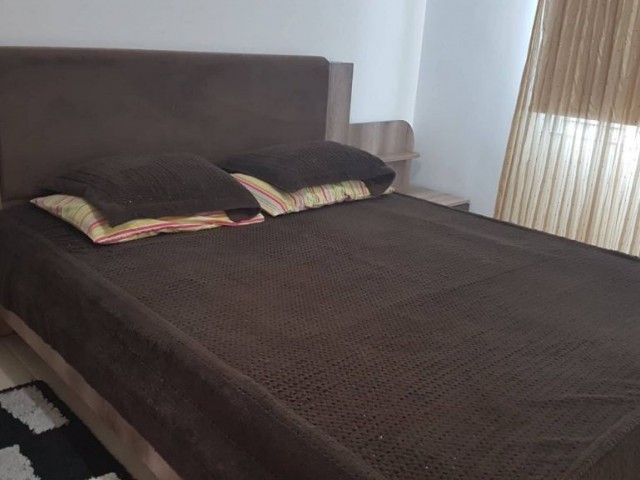 Flat To Rent in Alsancak, Kyrenia