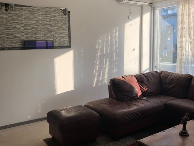 Flat To Rent in Karaoğlanoğlu, Kyrenia