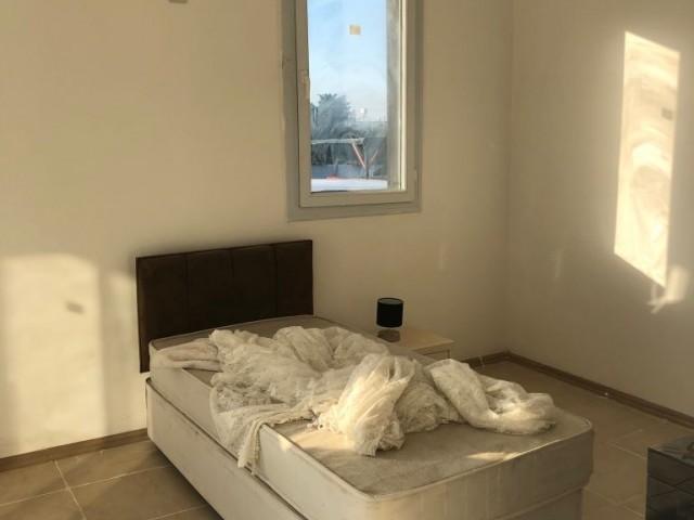 Flat To Rent in Karaoğlanoğlu, Kyrenia