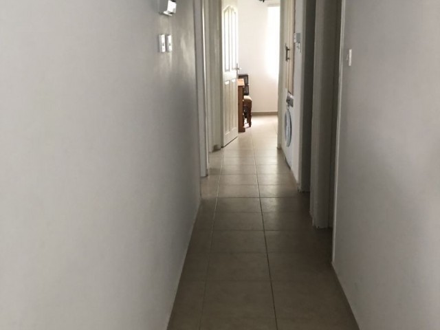 Flat To Rent in Girne Merkez, Kyrenia