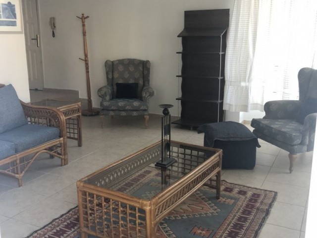 تخت برای اجاره in Girne Merkez, گیرنه