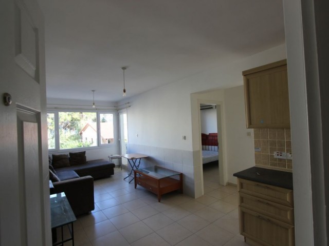 Flat To Rent in Girne Merkez, Kyrenia