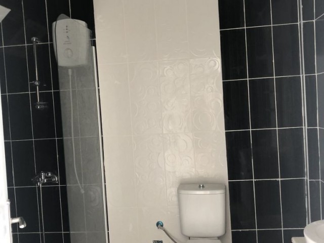 Flat To Rent in Karaoğlanoğlu, Kyrenia