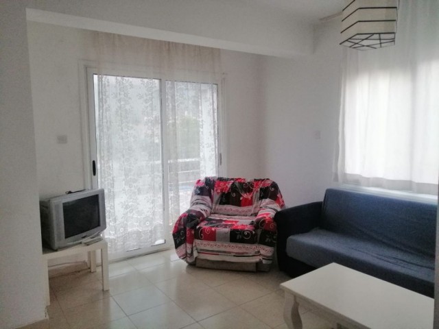 Flat To Rent in Karaoğlanoğlu, Kyrenia