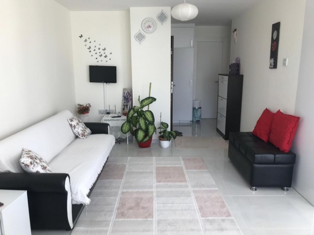 GİRNE KOTON ARKASINDA TÜRK KOÇANLI,  2+1 FULL EŞYALI DAİRE!!