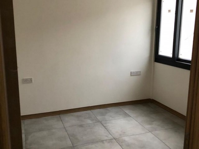 Flat To Rent in Alsancak, Kyrenia