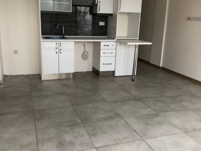 Flat To Rent in Alsancak, Kyrenia