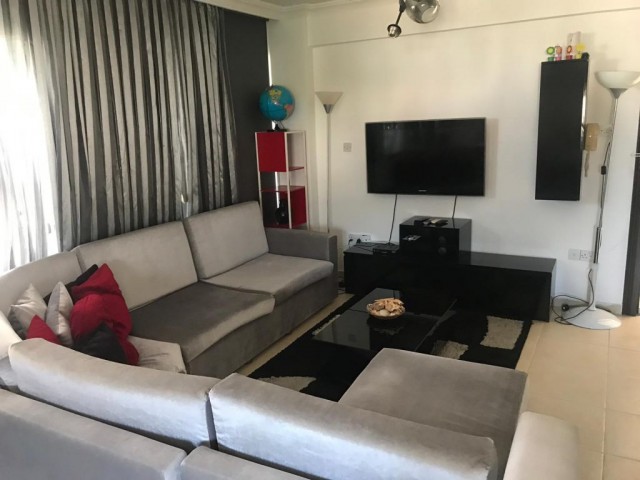 Flat To Rent in Alsancak, Kyrenia