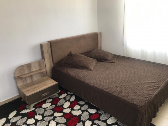 Flat To Rent in Alsancak, Kyrenia