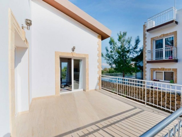 4 + 1 VILLA MIT PRIVATEM POOL ZU VERMIETEN IN KYRENIA CHATALKÖY!!! ** 