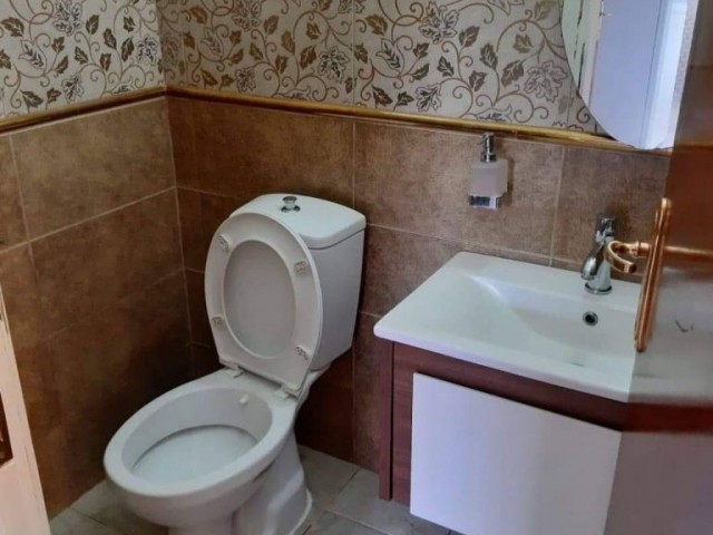 Flat To Rent in Karaoğlanoğlu, Kyrenia