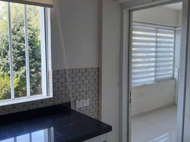 Flat To Rent in Karaoğlanoğlu, Kyrenia