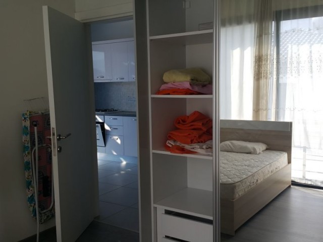 Flat To Rent in Karaoğlanoğlu, Kyrenia