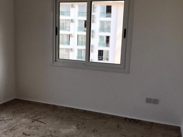 GİRNE ŞOKMAR BÖLGESİNDE 3+1 EŞYASIZ PENTHOUSE!!!