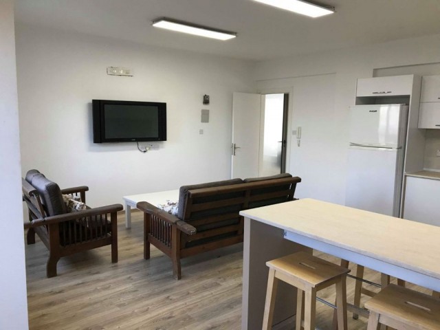 Flat To Rent in Alsancak, Kyrenia