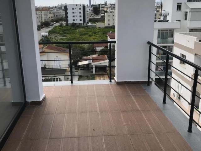 LEFKOŞA KAYMAKLI'DA TÜRK KOÇANLI PENTHOUSE!!!