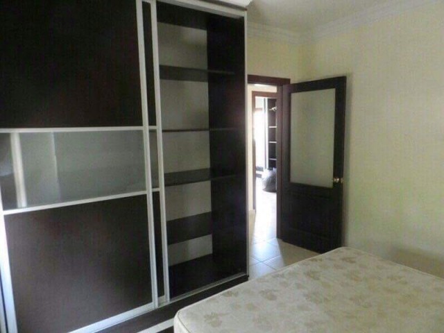 GİRNE MERKEZDE FULL EŞYALI 3+1 DAİRE!