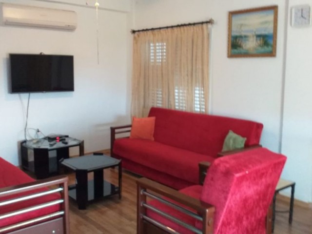 Flat To Rent in Zeytinlik, Kyrenia