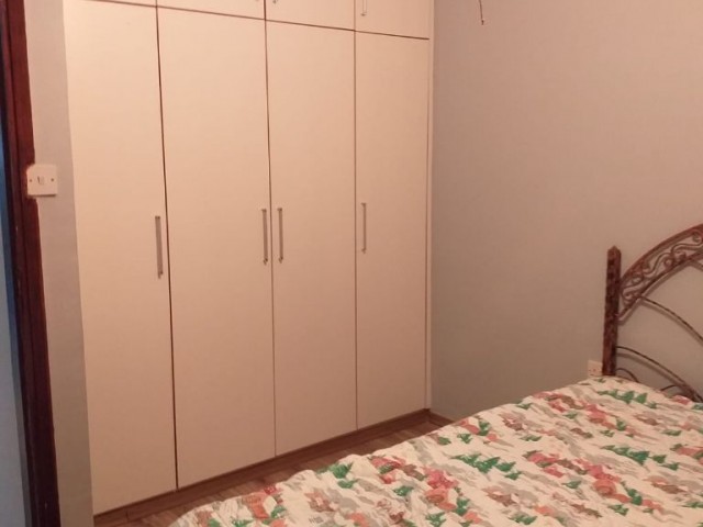 Flat To Rent in Zeytinlik, Kyrenia