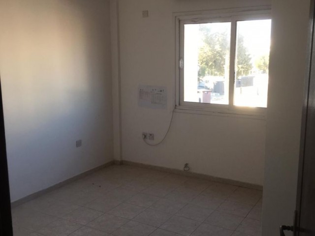 Flat To Rent in Girne Merkez, Kyrenia